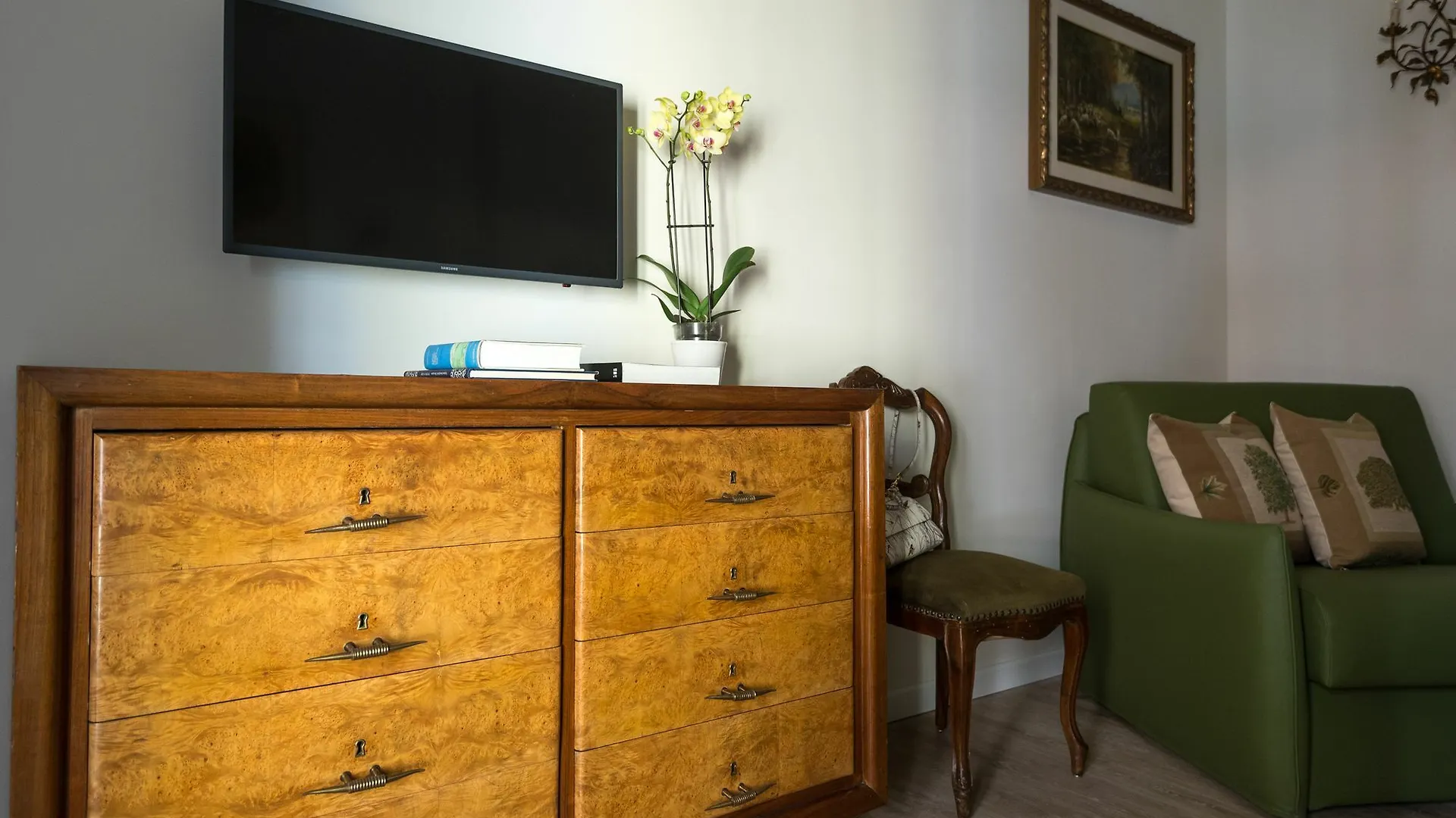 L'8 Boutique Concept Apartments Bologna 0*,